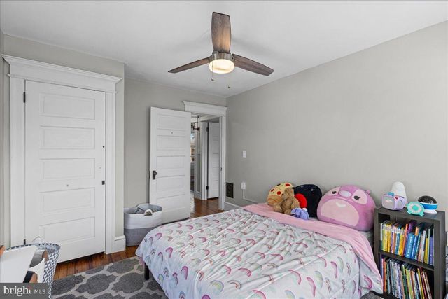 325 SLOAN AVE, Oaklyn, NJ 08107