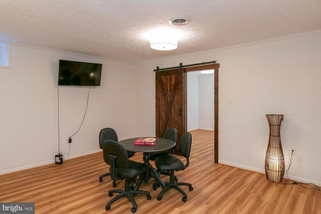 753 SEVEN SPRINGS RD, Charles Town, WV 25414