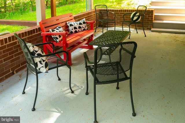 753 SEVEN SPRINGS RD, Charles Town, WV 25414