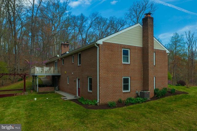 753 SEVEN SPRINGS RD, Charles Town, WV 25414