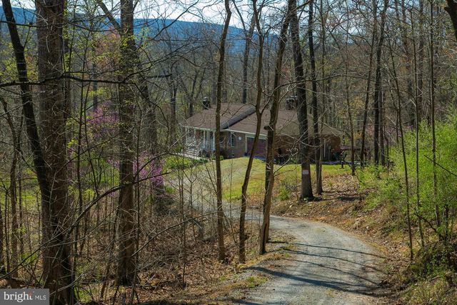 753 SEVEN SPRINGS RD, Charles Town, WV 25414