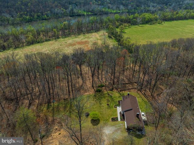 753 SEVEN SPRINGS RD, Charles Town, WV 25414