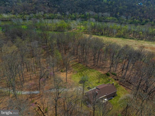 753 SEVEN SPRINGS RD, Charles Town, WV 25414