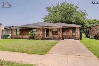 912 N HENRIETTA STREET, Henrietta, TX 76365