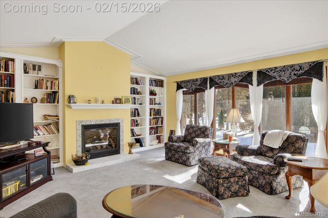 31819 Clarita Street, Livonia, MI 48152