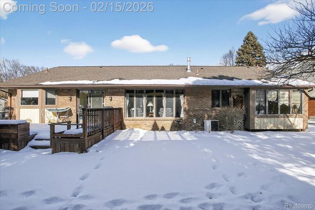 31819 Clarita Street, Livonia, MI 48152