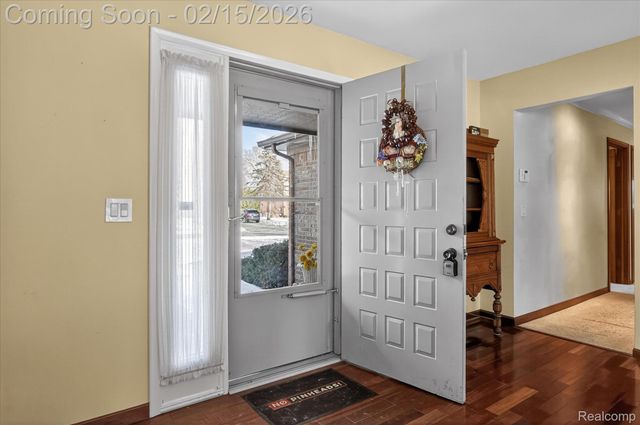 31819 Clarita Street, Livonia, MI 48152