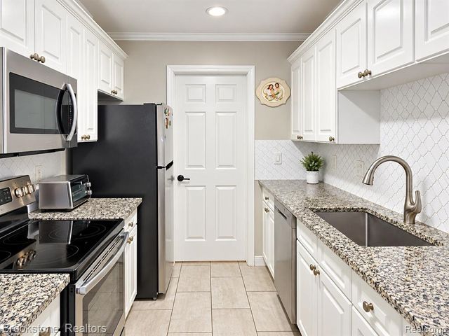 44986 Marigold Drive 269, Sterling Heights, MI 48314