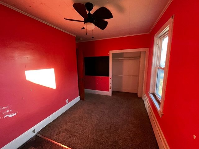 18 Garfield St, Taunton, MA 02780