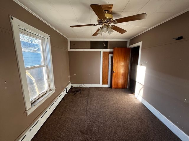 18 Garfield St, Taunton, MA 02780