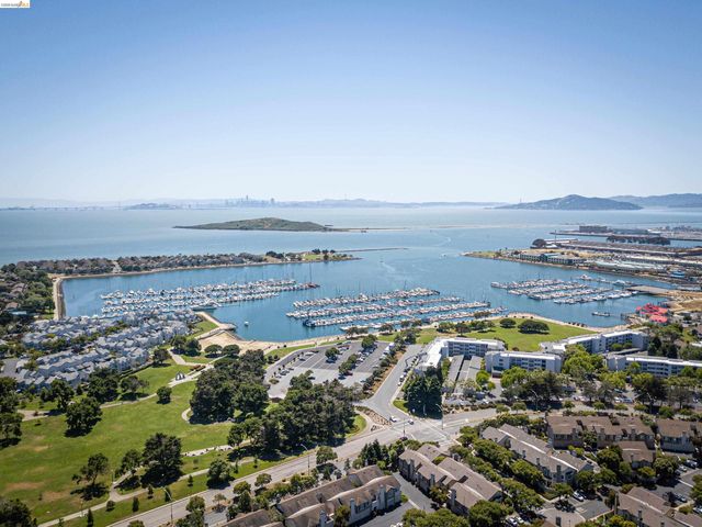 1508 Jetty Dr, Richmond, CA 94804
