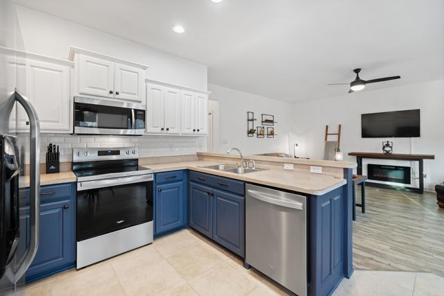 122 Chambers Pt Apt A, Hot Springs, AR 71913