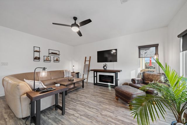 122 Chambers Pt Apt A, Hot Springs, AR 71913