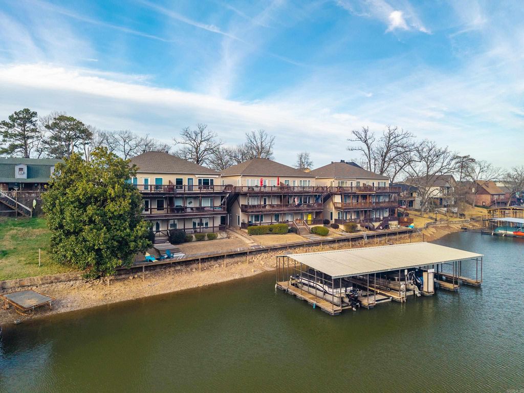 122 Chambers Pt Apt A, Hot Springs, AR 71913