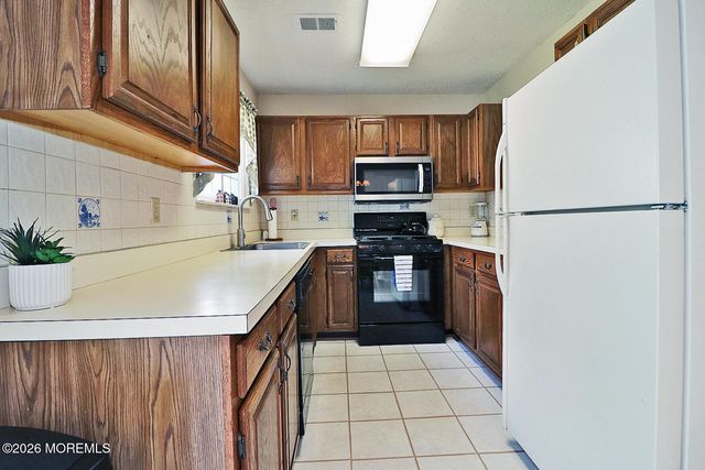 12 Cottonwood Drive, Barnegat, NJ 08005