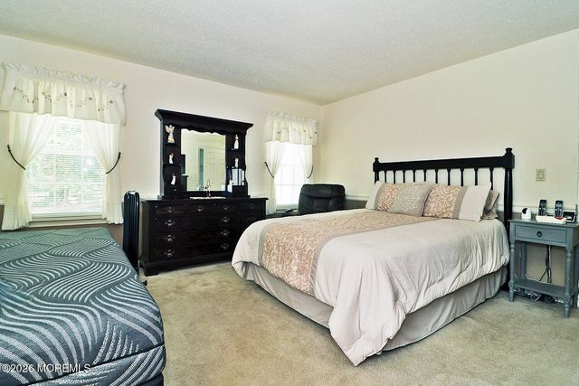 12 Cottonwood Drive, Barnegat, NJ 08005