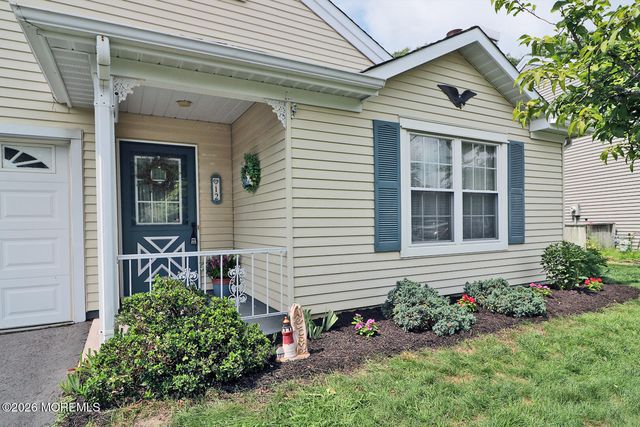 12 Cottonwood Drive, Barnegat, NJ 08005