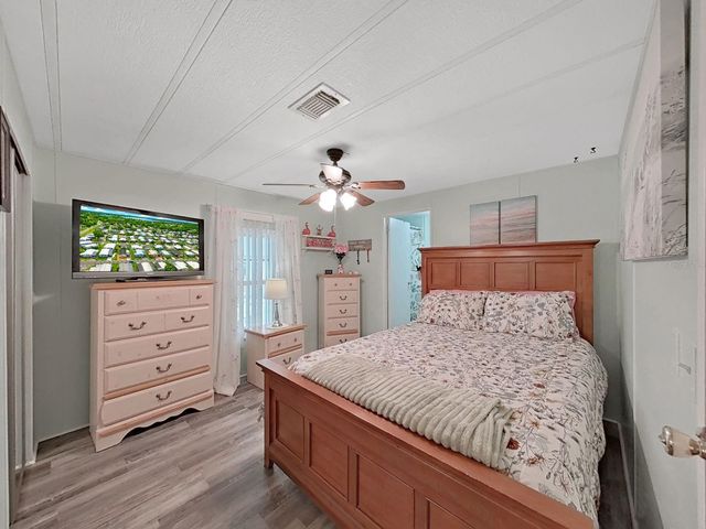 5022 FOXWOOD BLVD, Lakeland, FL 33810