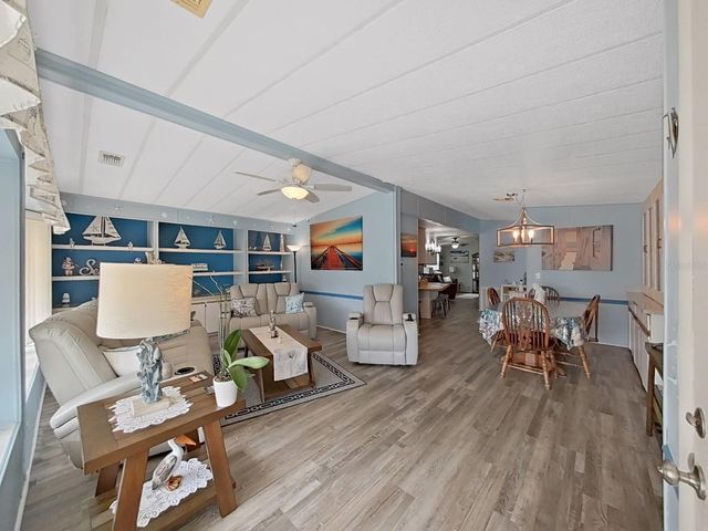 5022 FOXWOOD BLVD, Lakeland, FL 33810
