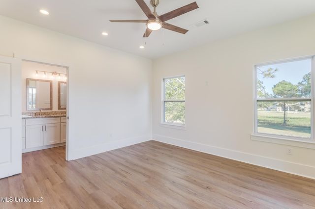 233 Farrar Lane, Waveland, MS 39576