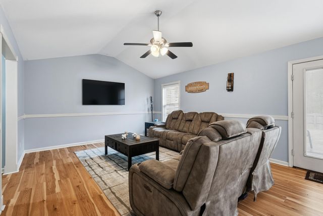 302 Weathering Lane, Austin, AR 72007