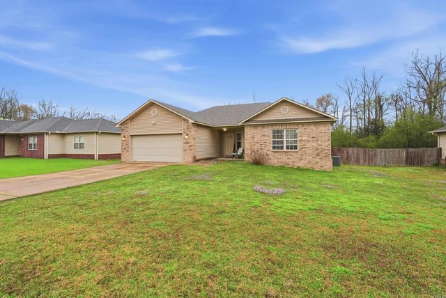 302 Weathering Lane, Austin, AR 72007