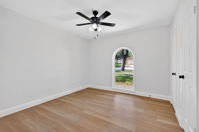 3401 Glenmont Drive, Fort Worth, TX 76133