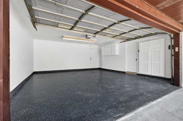 3401 Glenmont Drive, Fort Worth, TX 76133