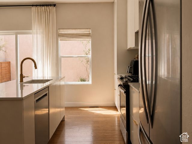 11724 S SUN TEA WAY, South Jordan, UT 84009