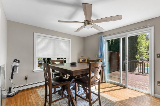 30 Sheffield Place, Mashpee, MA 02649