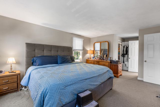 30 Sheffield Place, Mashpee, MA 02649