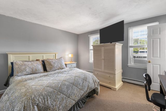 30 Sheffield Place, Mashpee, MA 02649