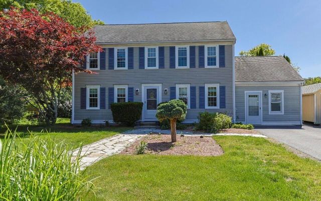 30 Sheffield Place, Mashpee, MA 02649