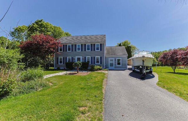 30 Sheffield Place, Mashpee, MA 02649