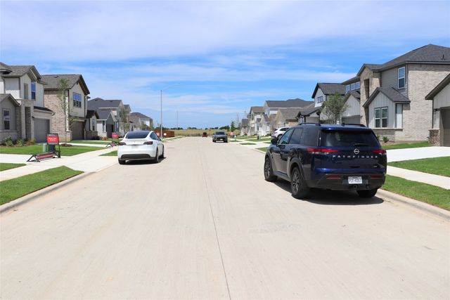 1413 Mustang Canyon Drive, Fort Worth, TX 76052