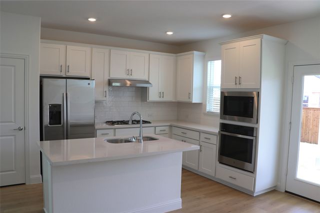 1413 Mustang Canyon Drive, Fort Worth, TX 76052