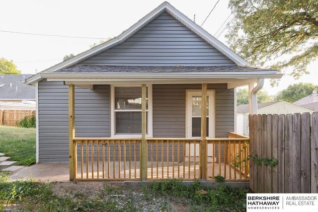 2724 N 62 Street, Omaha, NE 68104