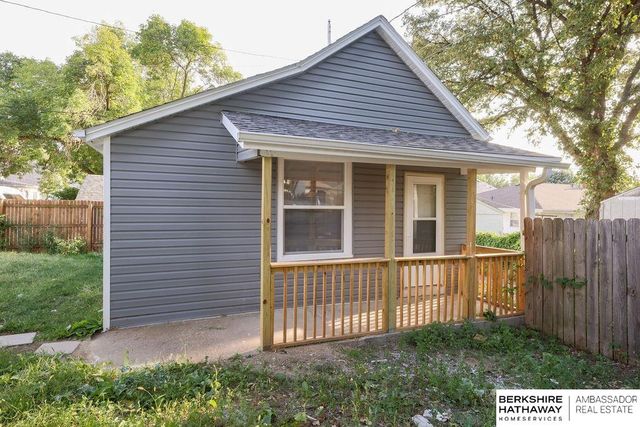 2724 N 62 Street, Omaha, NE 68104
