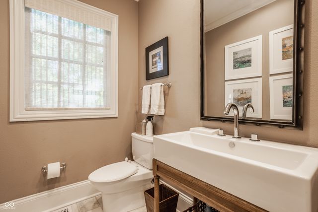 110 Bow Lane, Indianapolis, IN 46220