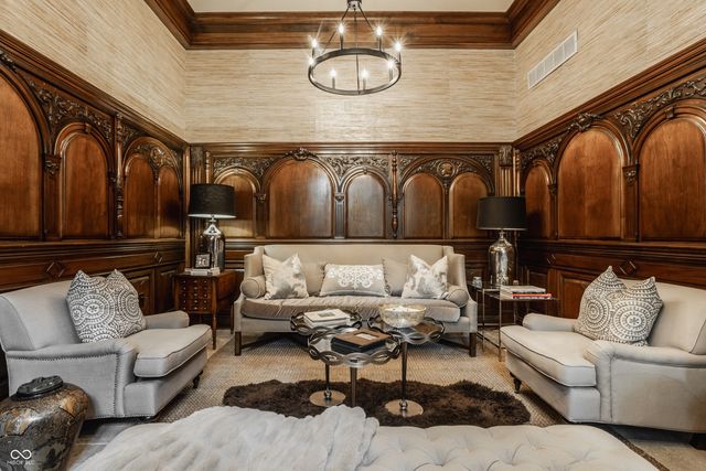 110 Bow Lane, Indianapolis, IN 46220