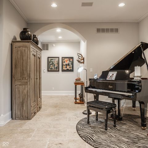 110 Bow Lane, Indianapolis, IN 46220