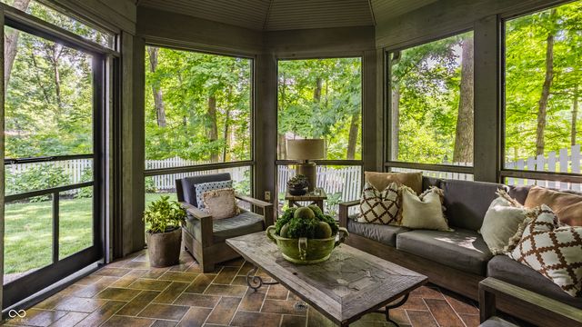110 Bow Lane, Indianapolis, IN 46220