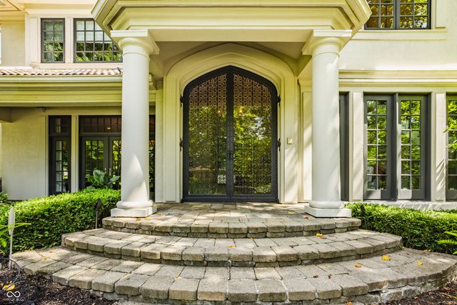 110 Bow Lane, Indianapolis, IN 46220