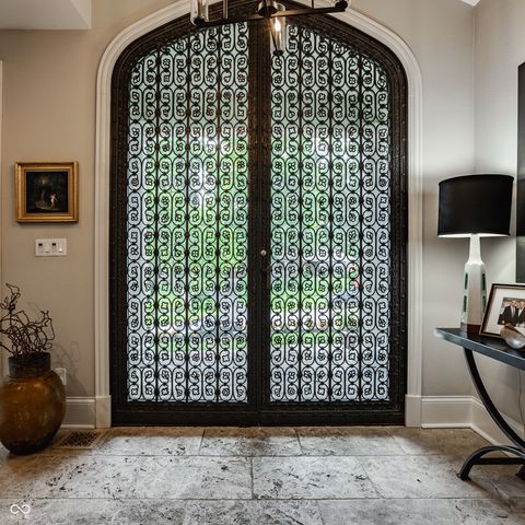 110 Bow Lane, Indianapolis, IN 46220