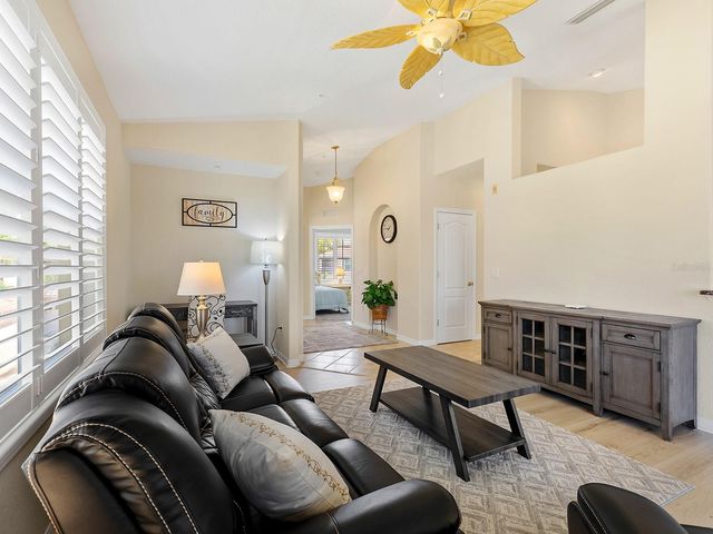 4417 CORSO VENETIA BOULEVARD D22, Venice, FL 34293