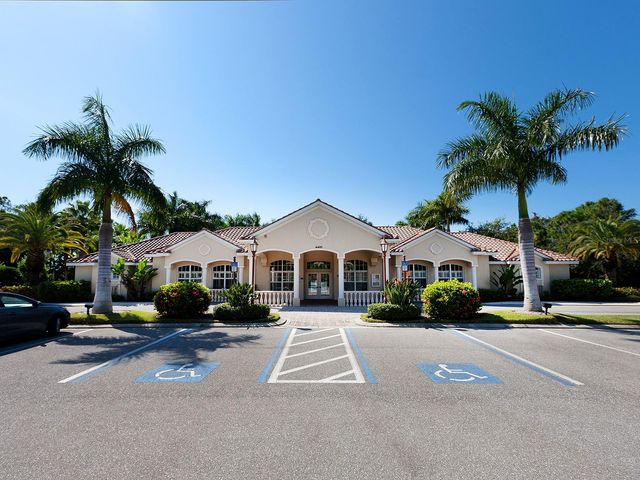 4417 CORSO VENETIA BOULEVARD D22, Venice, FL 34293