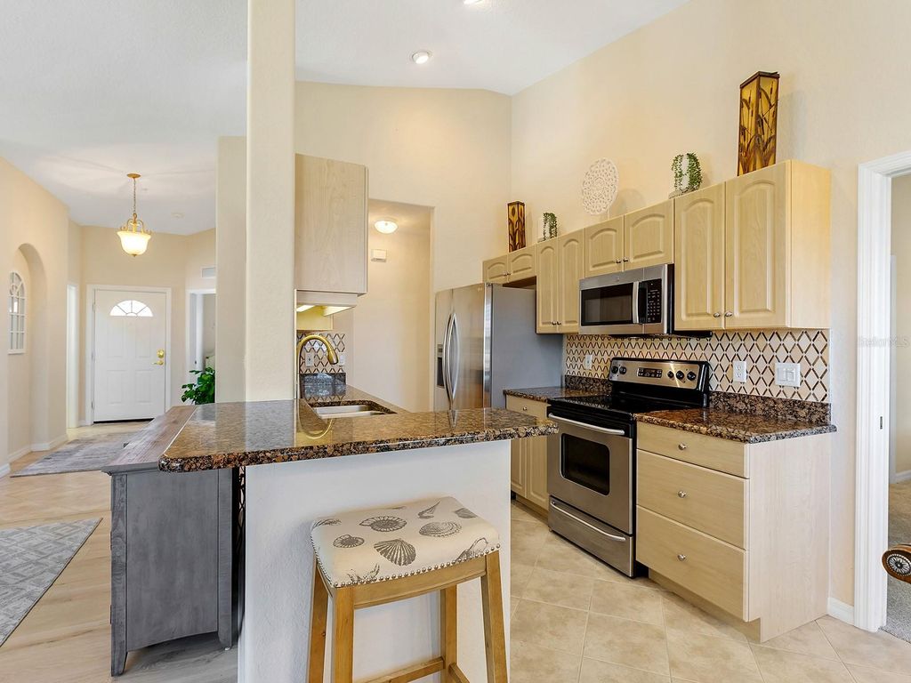 Image 3 of property listing at 4417 CORSO VENETIA BOULEVARD D22, Venice, FL 34293