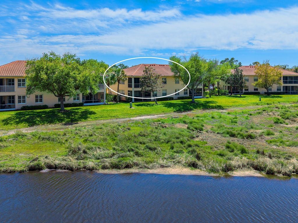 Image 34 of property listing at 4417 CORSO VENETIA BOULEVARD D22, Venice, FL 34293