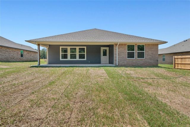 4629 Lincoln Landing, Harrah, OK 73045