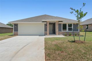 4629 Lincoln Landing, Harrah, OK 73045